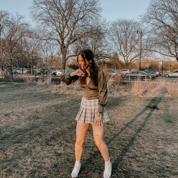 Meet your Posher, Kylie - Picture 5 of 6